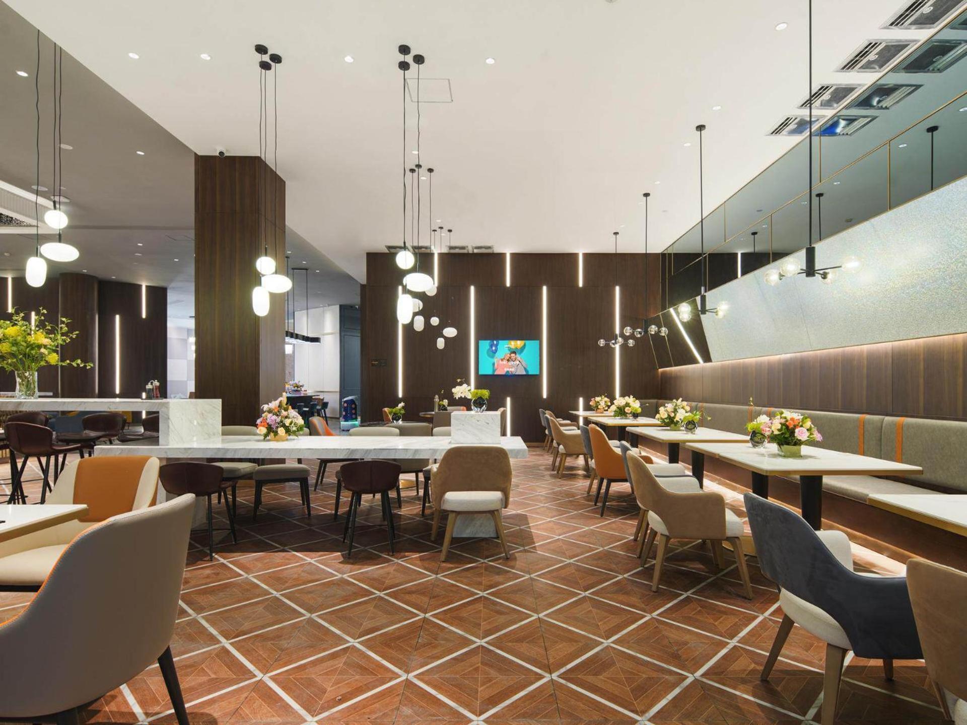 Park Inn By Radisson Nanchong Yilong Star City Plaza Luaran gambar